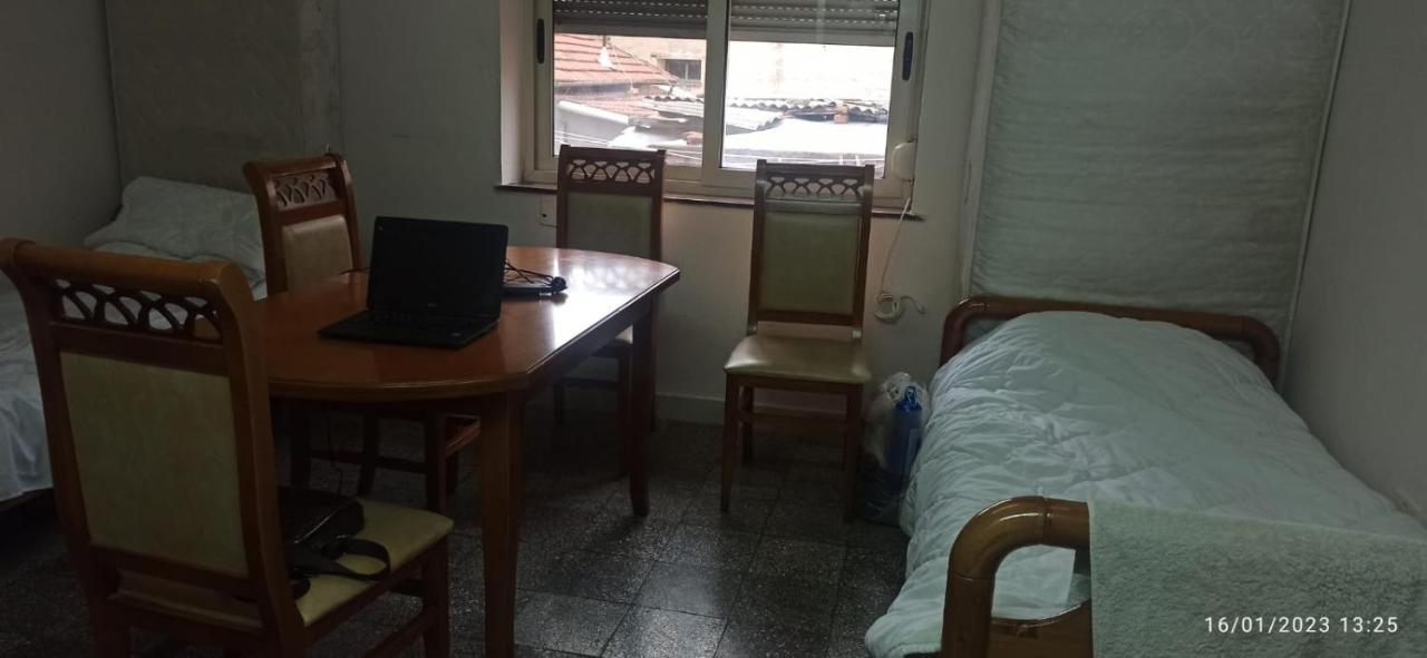 Sina Hostel Tiranë Ngoại thất bức ảnh